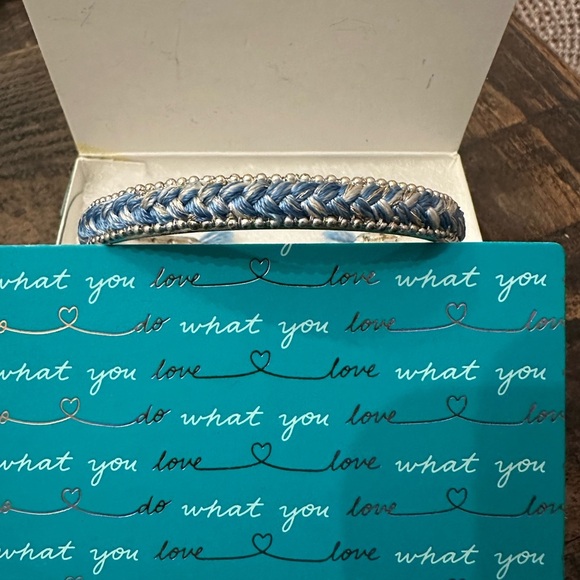 BRAND NEW IN BOX STELLA & DOT WANDERER CUFF PERFECT BLUES - Picture 1 of 6